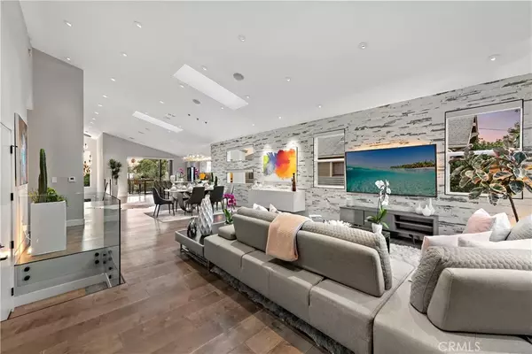 Silver Lake, CA 90026,2334 Vestal Avenue