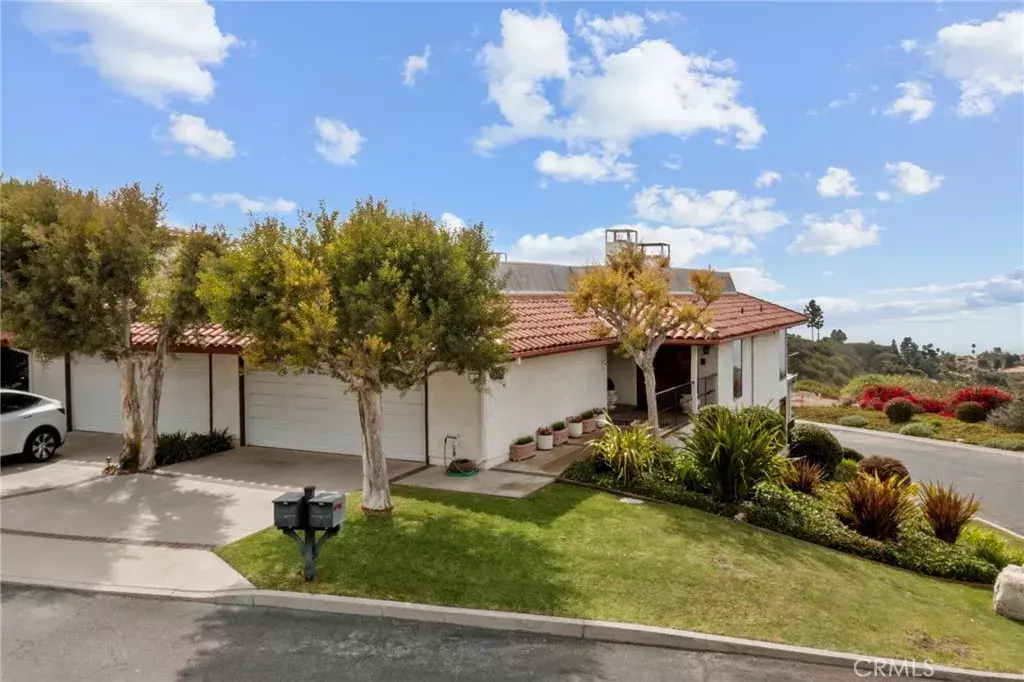 Rancho Palos Verdes, CA 90275,7 Ocean Crest Court
