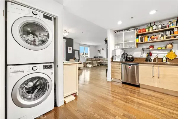 Los Angeles, CA 90017,1234 Wilshire Blvd #507