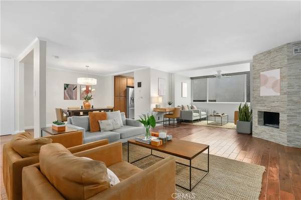930 3rd Street #106, Santa Monica, CA 90403