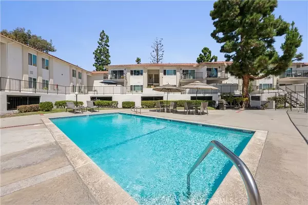 Redondo Beach, CA 90278,18225 Kingsdale Avenue #207