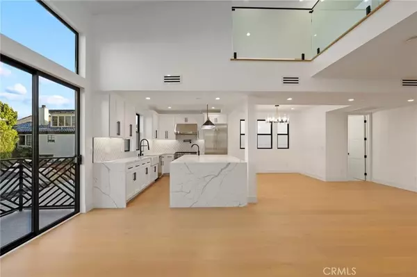 Redondo Beach, CA 90277,110 S Irena Avenue #B