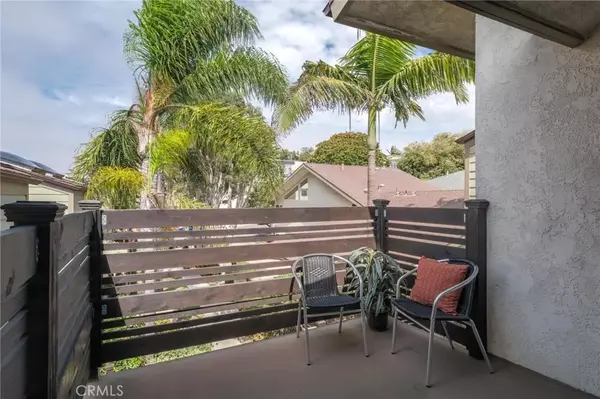 Redondo Beach, CA 90277,520 Avenue B #7