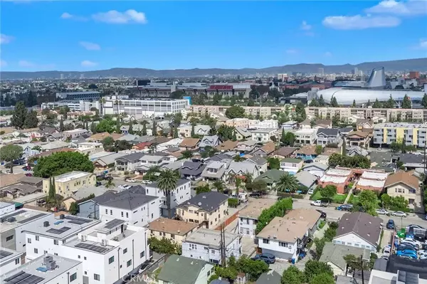 Los Angeles, CA 90037,550 41st Drive