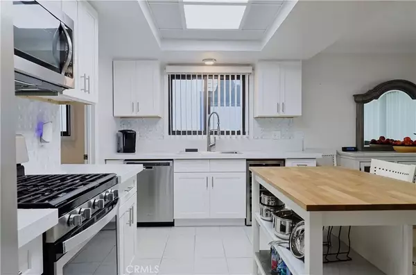 El Segundo, CA 90245,212 E IMPERIAL Avenue #A