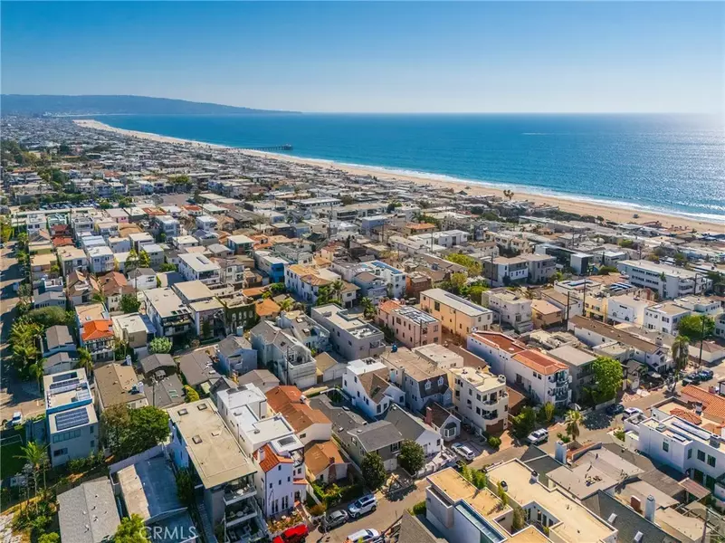 460 30th Street, Manhattan Beach, CA 90266