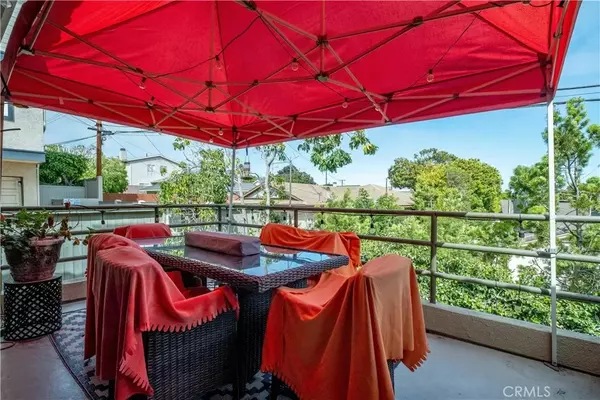 Redondo Beach, CA 90277,114 S Prospect #6
