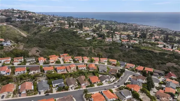 Rancho Palos Verdes, CA 90275,6935 Verde Ridge Road