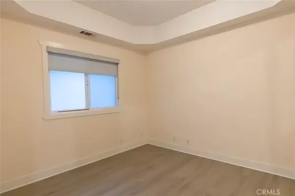 Redondo Beach, CA 90278,2013 Vanderbilt Lane #B