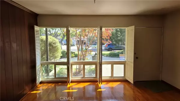 Long Beach, CA 90815,1821 N College Place