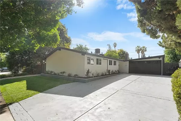 8223 Garden Grove Avenue, Reseda, CA 91335