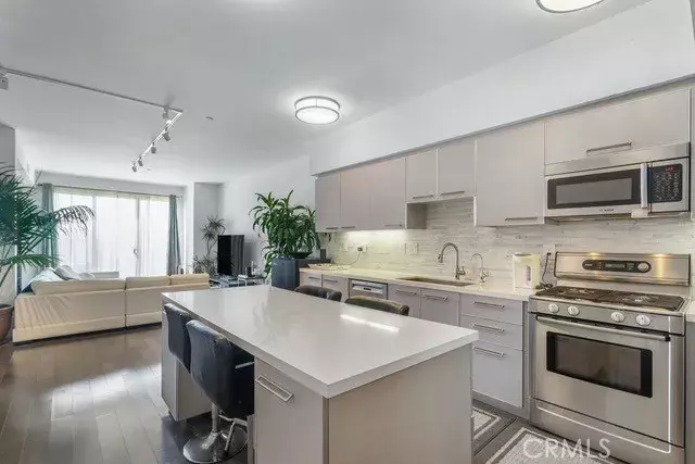 1817 Prosser Avenue #503, Los Angeles, CA 90025