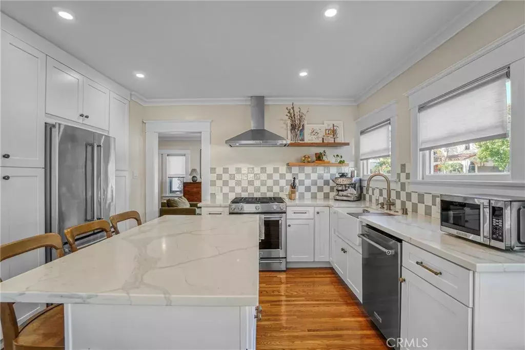 Long Beach, CA 90814,4401 E Vermont Street