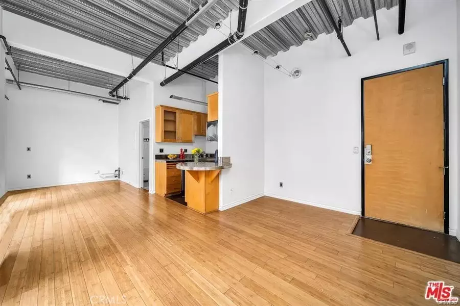 312 W 5th Street #1121, Los Angeles, CA 90013