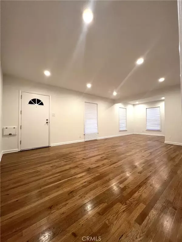 Inglewood, CA 90303,2308 W Century Boulevard