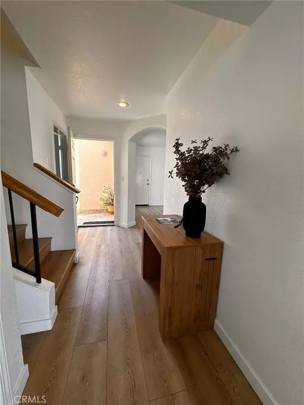 Gardena, CA 90247,16001 S Vermont #60