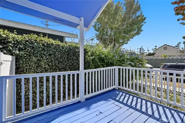 Redondo Beach, CA 90277,414 N Gertruda #B