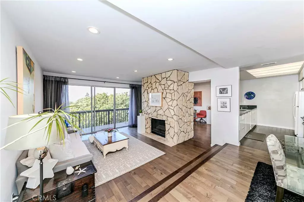 Rancho Palos Verdes, CA 90275,29600 Island View Drive #201