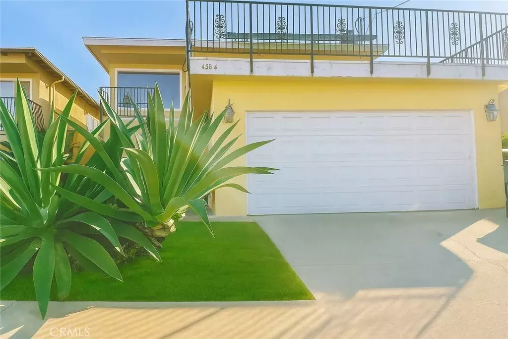 Hawthorne, CA 90250,4534 W 129th