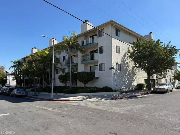 Harbor City, CA 90710,1436 257th Street #302