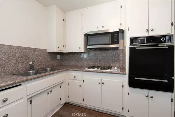 Redondo Beach, CA 90278,1906 carnegie Lane #A