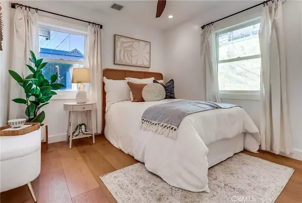 Los Angeles, CA 90012,1007 Marview Avenue