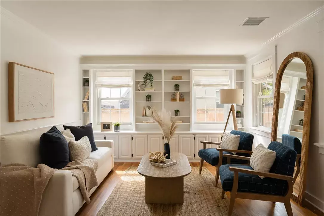 Long Beach, CA 90808,4808 Graywood Avenue