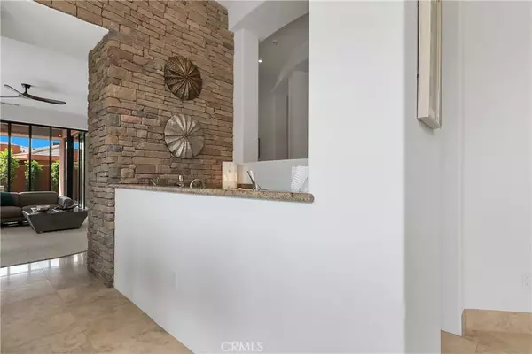 La Quinta, CA 92253,50070 Via De Moda