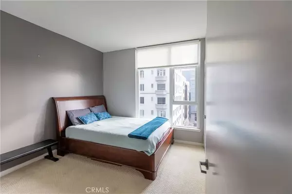 Long Beach, CA 90802,400 W Ocean Boulevard #402