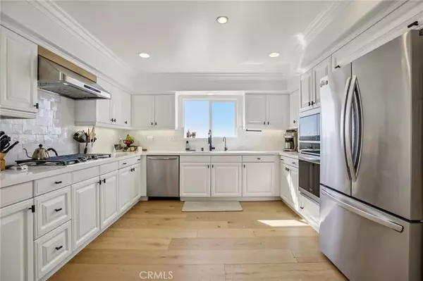 Hermosa Beach, CA 90254,656 7th Street