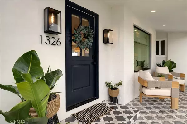 Manhattan Beach, CA 90266,1326 Voorhees Ave.