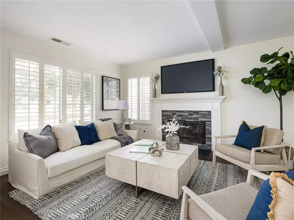 Redondo Beach, CA 90278,2210 Harriman #A