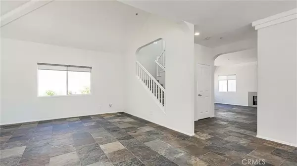 Redondo Beach, CA 90278,2213 Marshallfield Lane #B