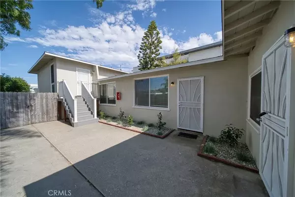 Manhattan Beach, CA 90266,926 Manhattan Beach Blvd