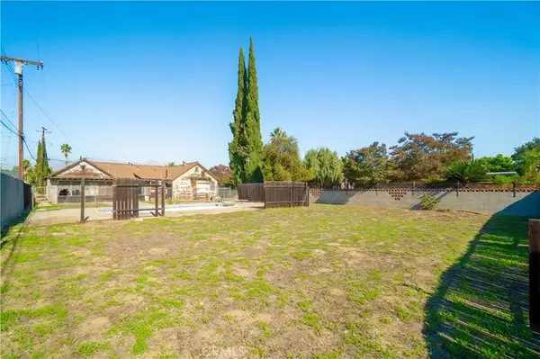 Ontario, CA 91762,545 W Locust