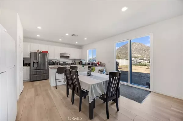 Riverside, CA 92507,21192 Telegraph