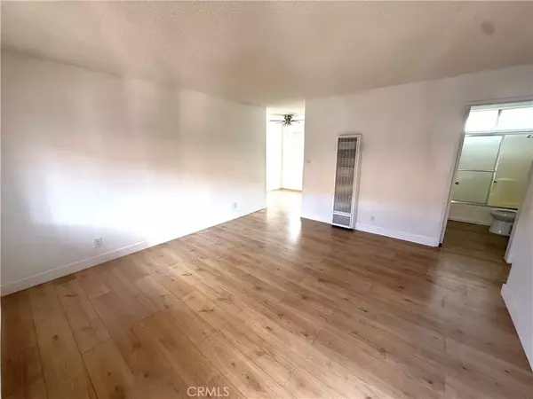 San Pedro, CA 90731,469 W Oliver Street #3