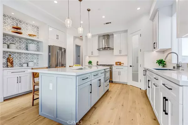 Redondo Beach, CA 90278,2619 Huntington #A