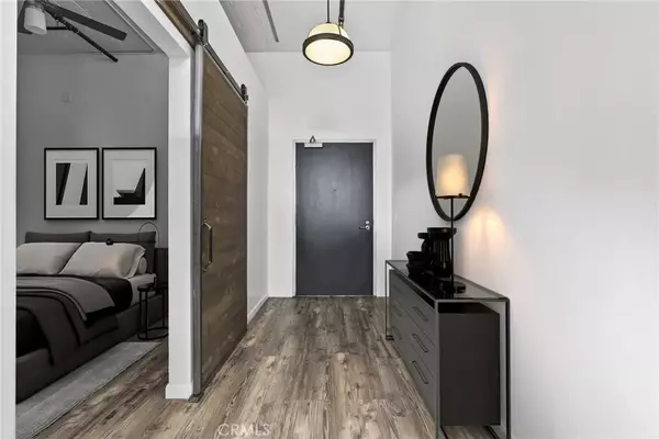 420 S San Pedro #222, Los Angeles, CA 90013