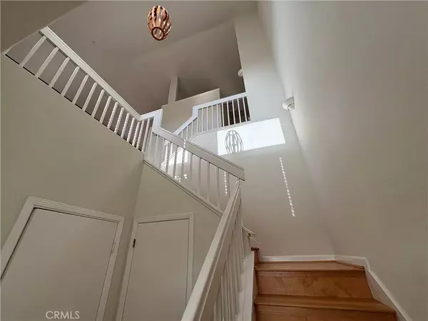 Redwood City, CA 94065,549 Shoal Circle