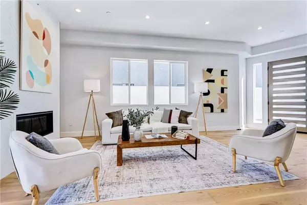 Redondo Beach, CA 90278,2619 Huntington #B