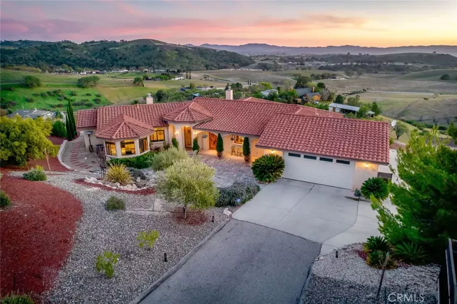 730 Tracy Lane Lane, Templeton, CA 93465