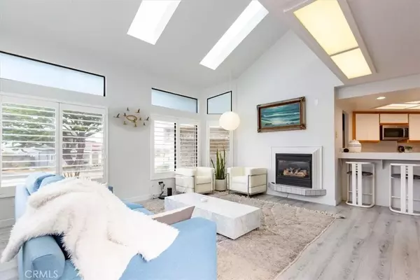 2050 Sherwood Drive, Cambria, CA 93428