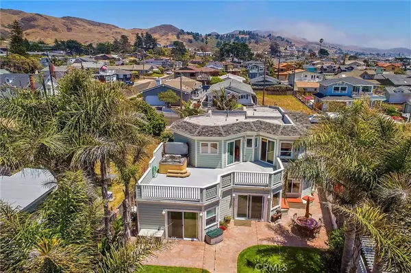 Cayucos, CA 93430,17 10th Street