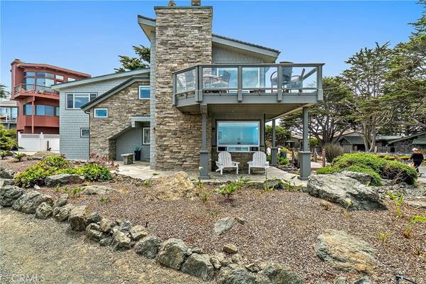 210 Worcester Drive, Cambria, CA 93428