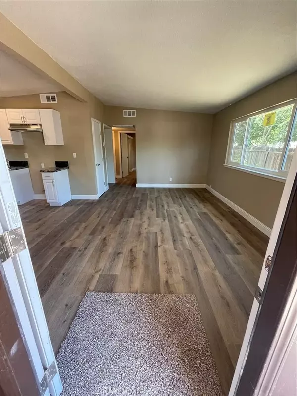 Clovis, CA 93706,212 W Myers Avenue