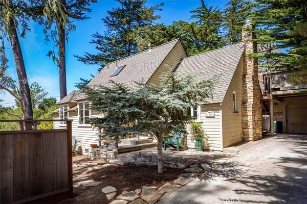 2020 Berwick Drive, Cambria, CA 93428