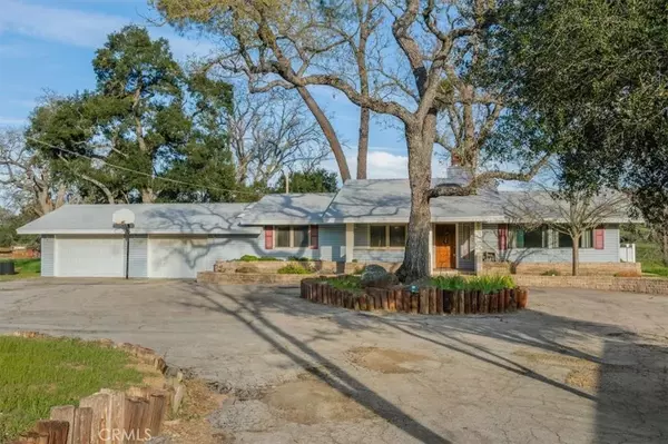 9975 Old Morro Road East, Atascadero, CA 93422