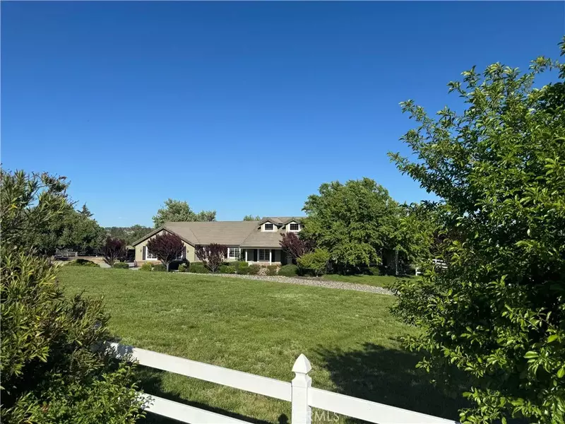 950 Herdsman Way, Templeton, CA 93465