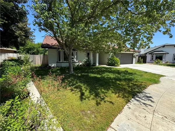 Clovis, CA 93611,909 Mckelvy Avenue